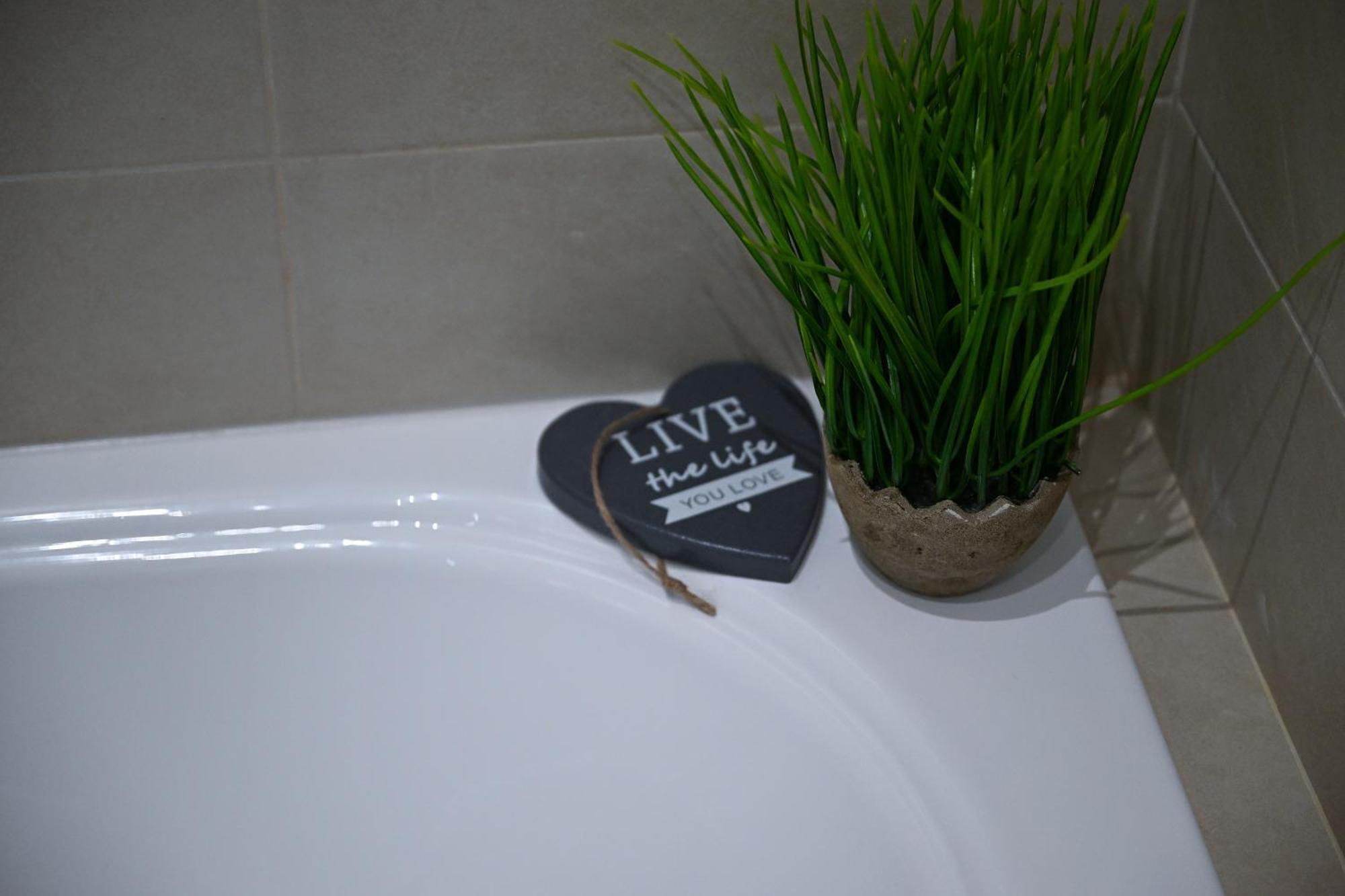 Fl 1 Ta'Lonza Luxury With Hot Tub By Homely เมลลิฮา ภายนอก รูปภาพ